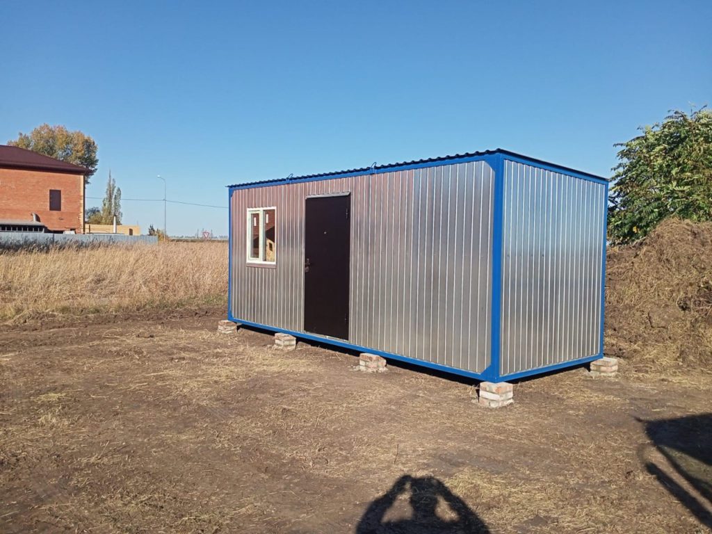bytovka-s-odnim-oknom-smartbox-stroy