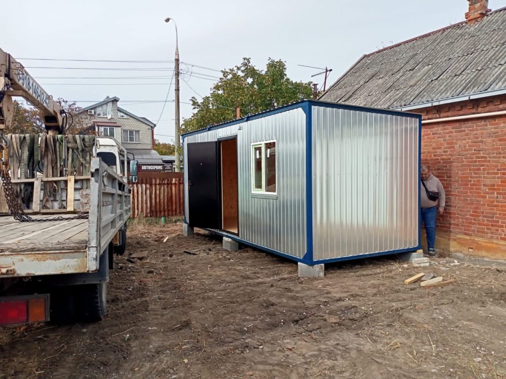 bytovka-s-odnim-oknom-smartbox-stroy